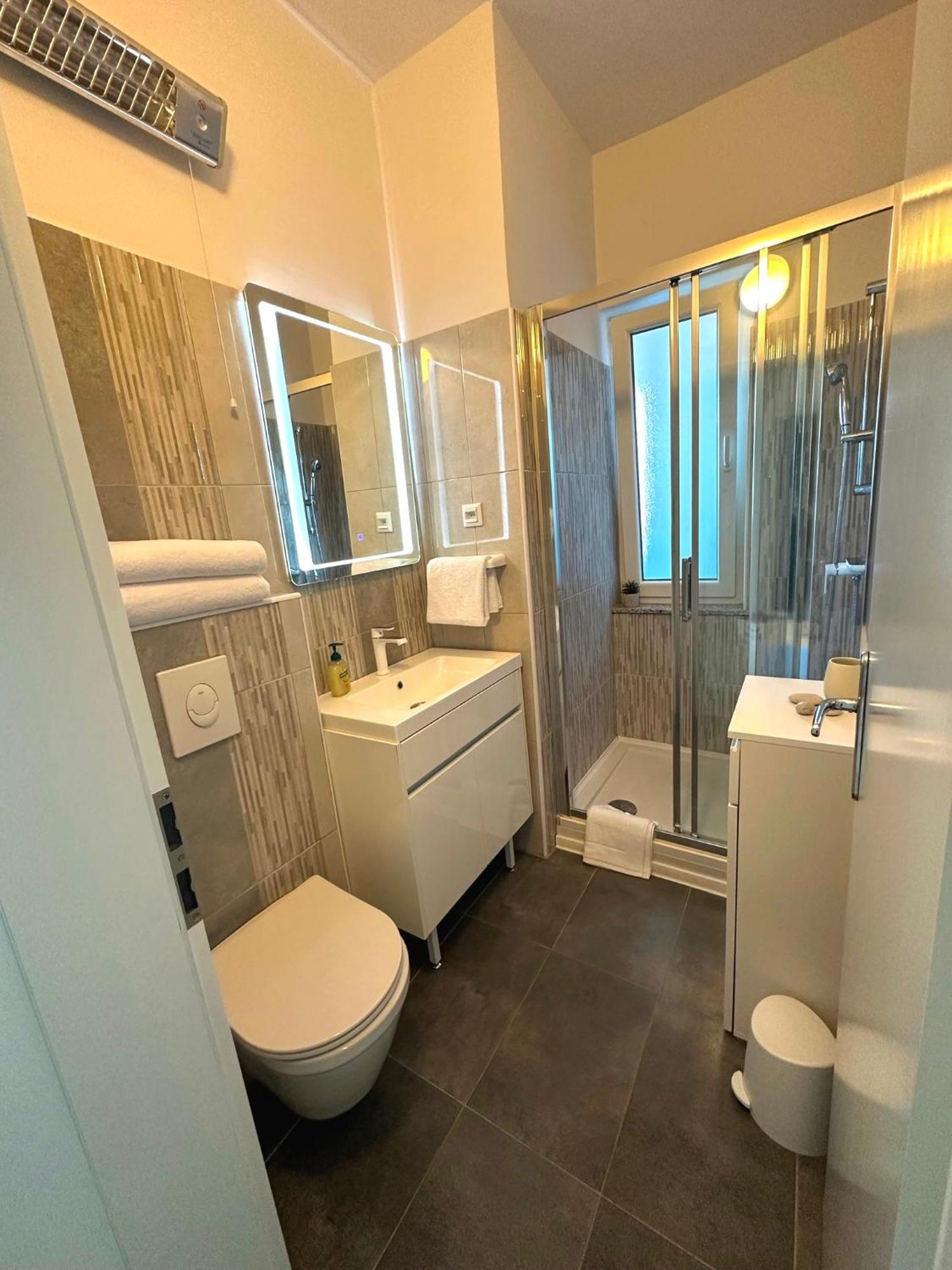 Spacious 3Bdr App In Center "Sunny Bayside" 자다르 외부 사진